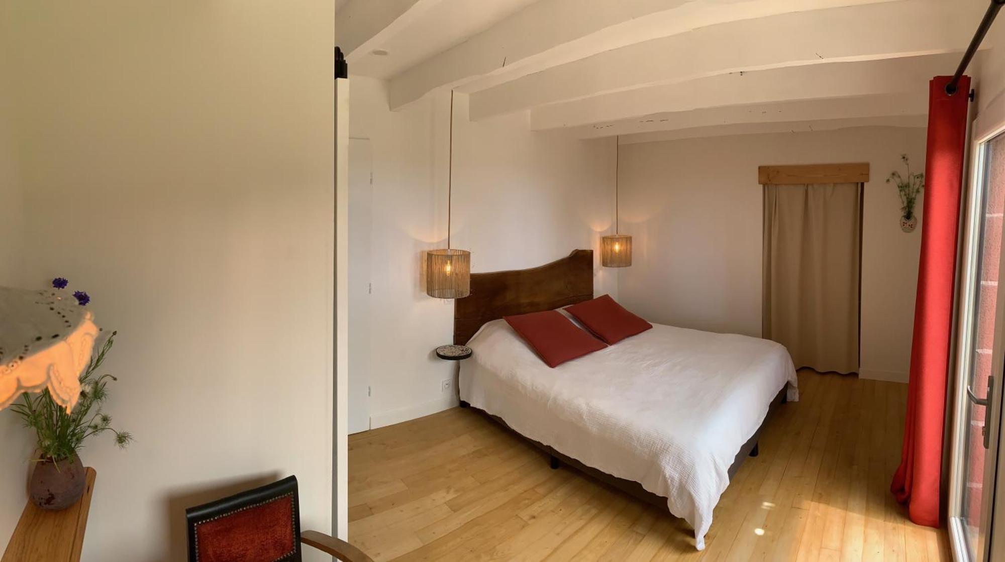 Aux Logis De Fonfroide Chez Mylene & David Bed & Breakfast Marcoles Exterior foto